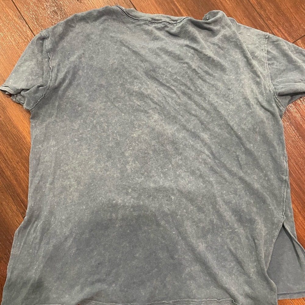 We The Free Azalea Acid Blue Tee Shirt Women’s Medium Lace Up Deep Vee Detail - Picture 8 of 9